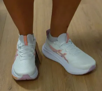 Gebrauchtes Asics Gel Nimbus 27 bike — Bild 3 von 5
