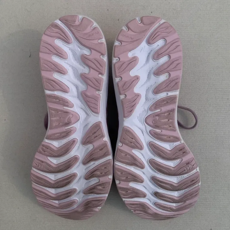 Tweedehands Asics Gel Cumulus 23 bike — afbeelding 3 van 4