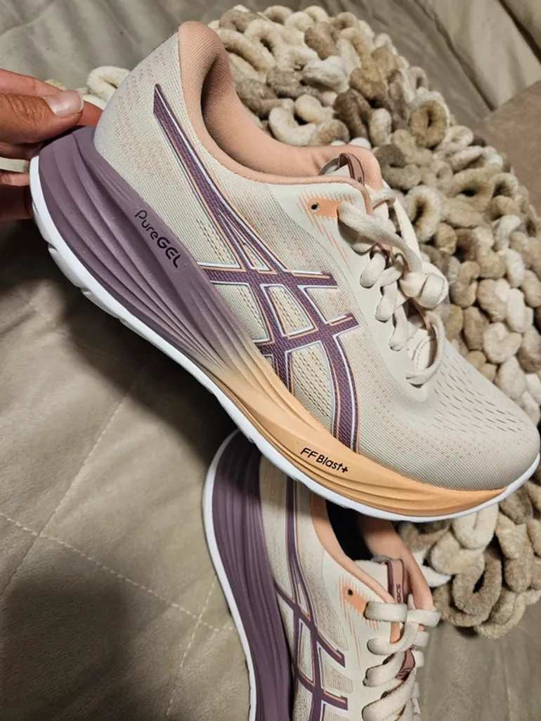 Asics Damen Schuhe bike usato — immagine 3 di 11