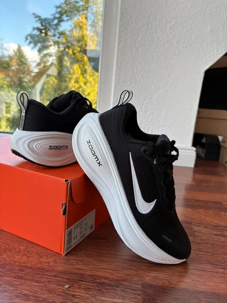 Used Nike Vomero Plus bike — image 3 of 7