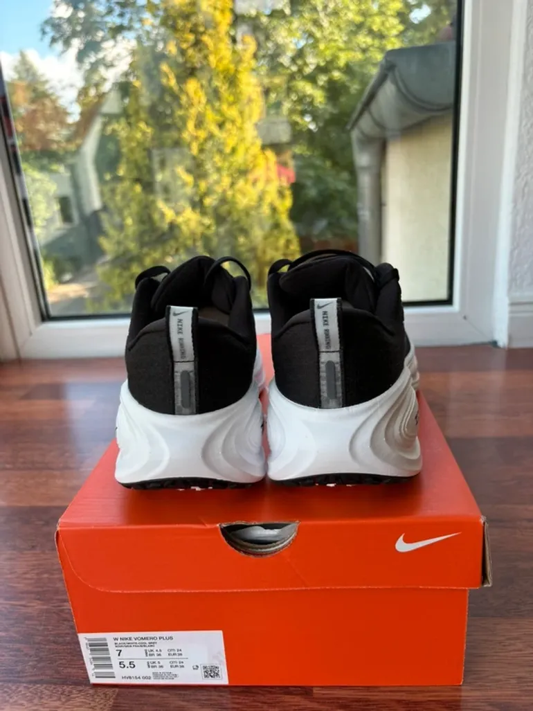 Used Nike Vomero Plus bike — image 5 of 7