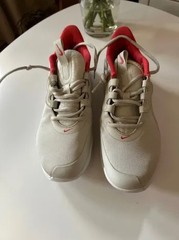 Nike Airmax bike usato