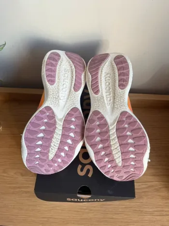 Gebrauchtes Saucony Running Shoes bike — Bild 3 von 4