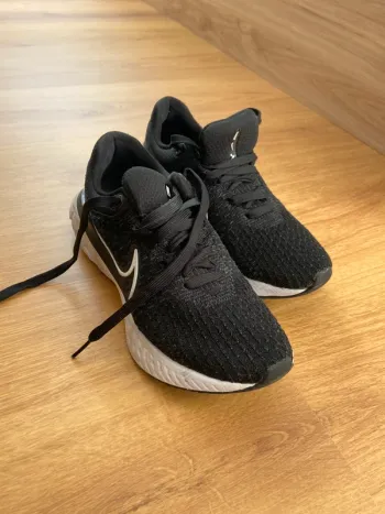 Tweedehands Nike Flyknit bike
