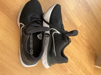 Tweedehands Nike Flyknit bike — afbeelding 5 van 6
