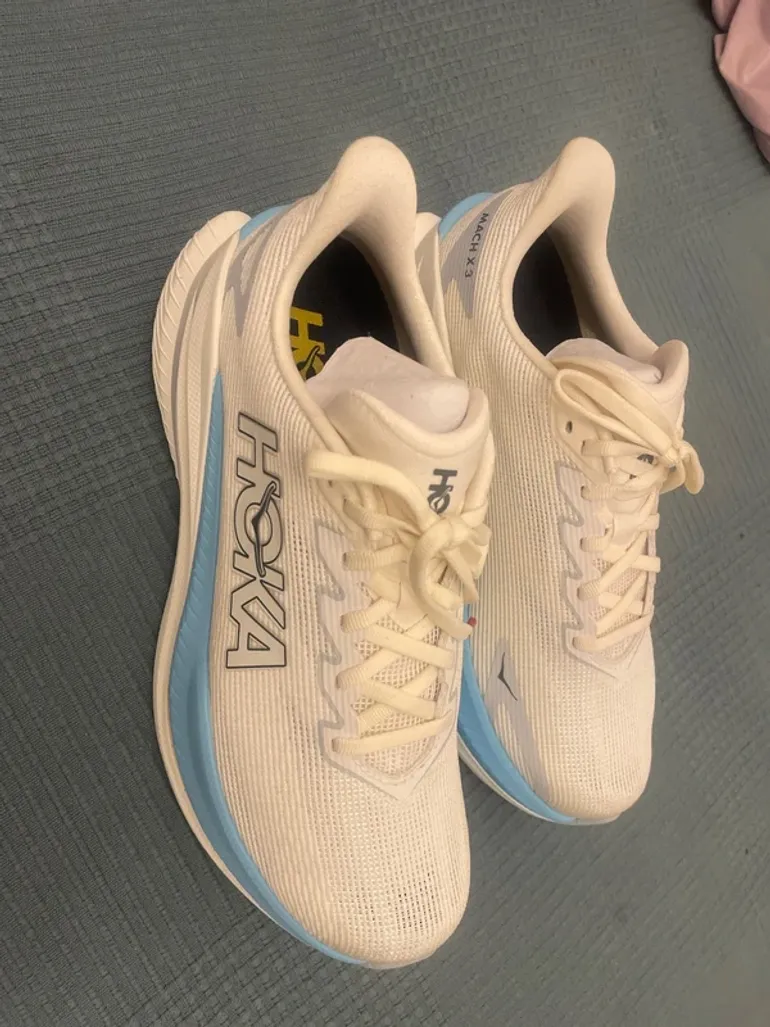 Used Hoka Mach x 3 bike — image 3 of 5