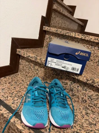 Asics Roadhawk FF bike usato