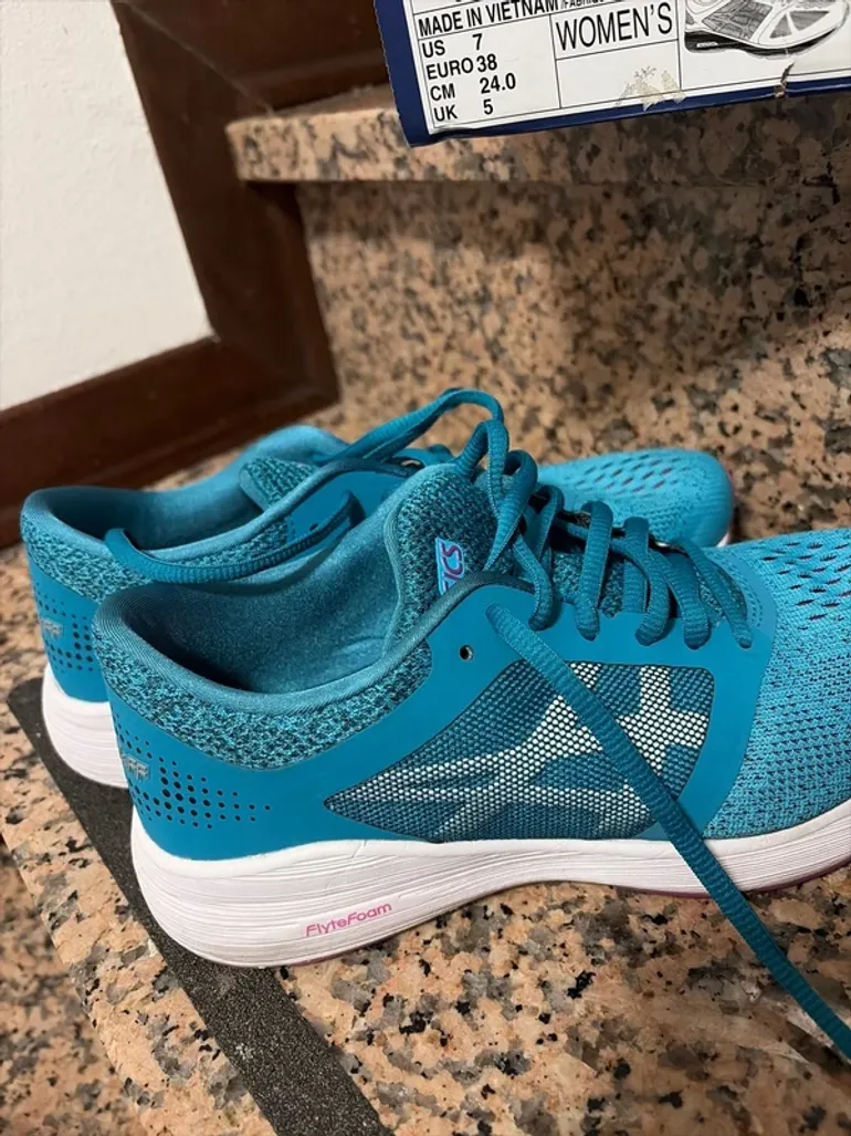 Asics Roadhawk FF bike usato — immagine 4 di 8