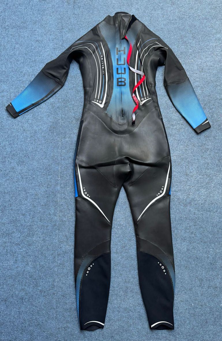 Used Huub Agilis 2 Triathlon Neopren Anzug Gr. L 2025 bike — image 2 of 6