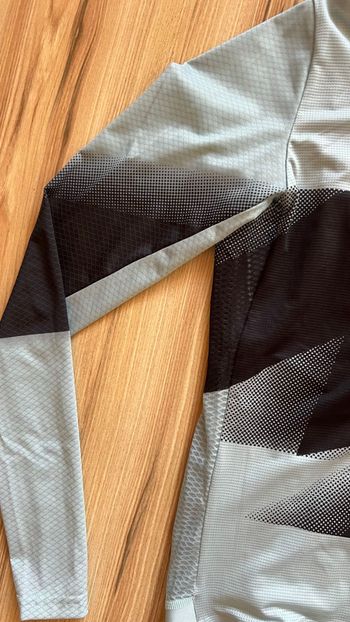 Używany MAAP Longsleeve Jersey 2025 bike — zdjęcie 3 z 8