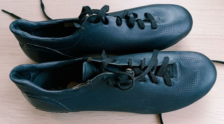 Used Specialized Sub6 Road Lace Shoes Black Size 42 EU bike — image 2 of 2