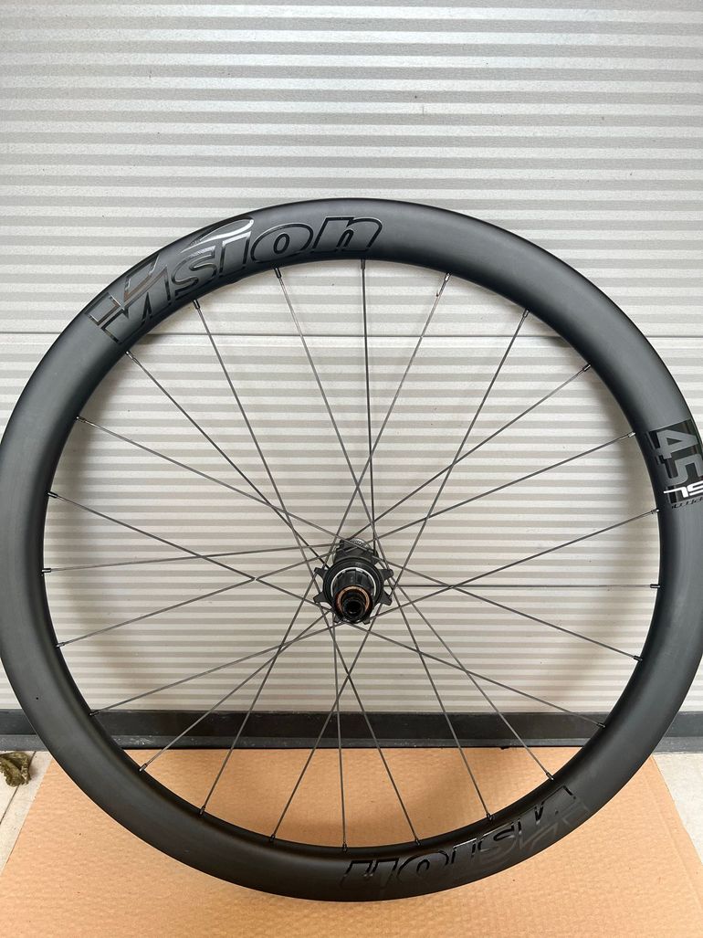 Used Vision Metron 45 SL Wheelset 2024 bike — image 2 of 5