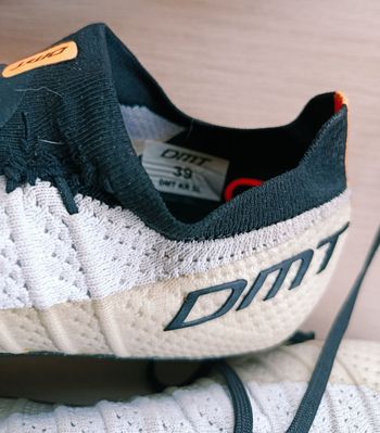 Dmt KR SL Carbon Knit Road Shoes White/Black Size 39 EU bike de segunda mano — imagen 3 de 3