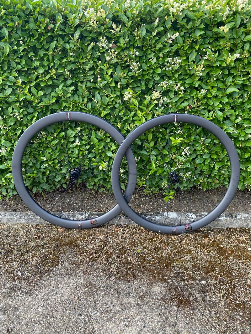 Used Reserve Carbon Wheelset 2026 bike — image 1 of 9
