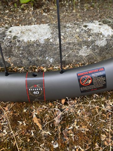 Used Reserve Carbon Wheelset 2026 bike — image 6 of 9
