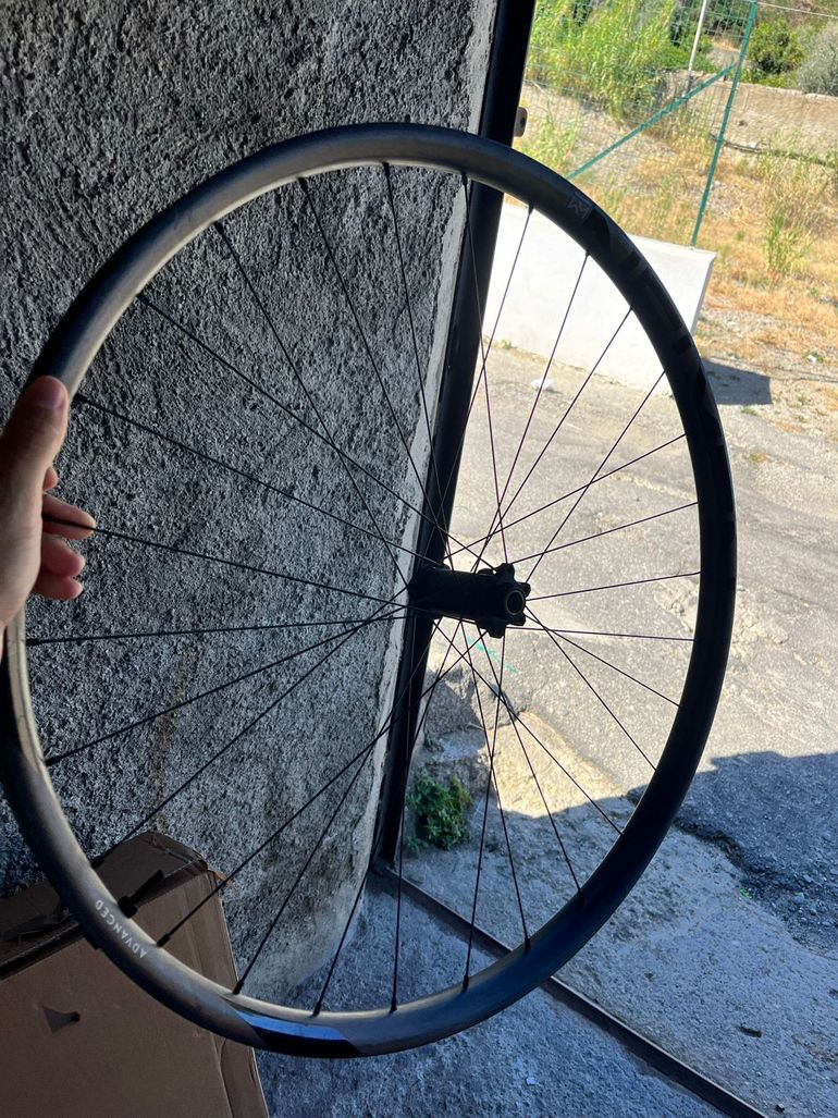 Used Newmen Advanced SL A.30 Carbon Enduro Wheelset 2024 bike — image 5 of 5