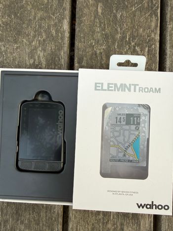 Tweedehands Wahoo ELEMNT ROAM v1 GPS Bike Computer 2021 bike — afbeelding 3 van 5
