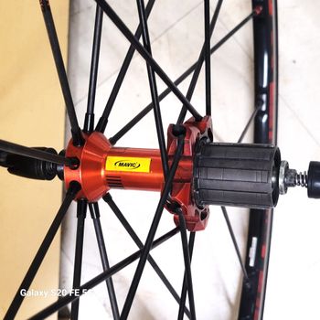 Used Mavic R‑SYS RSL Rouge Édition Limitée 2016 bike — image 2 of 7