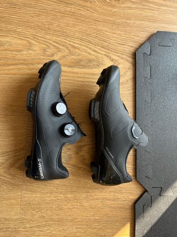 Used Specialized S-Works Recon Shoe bike — image 3 of 6