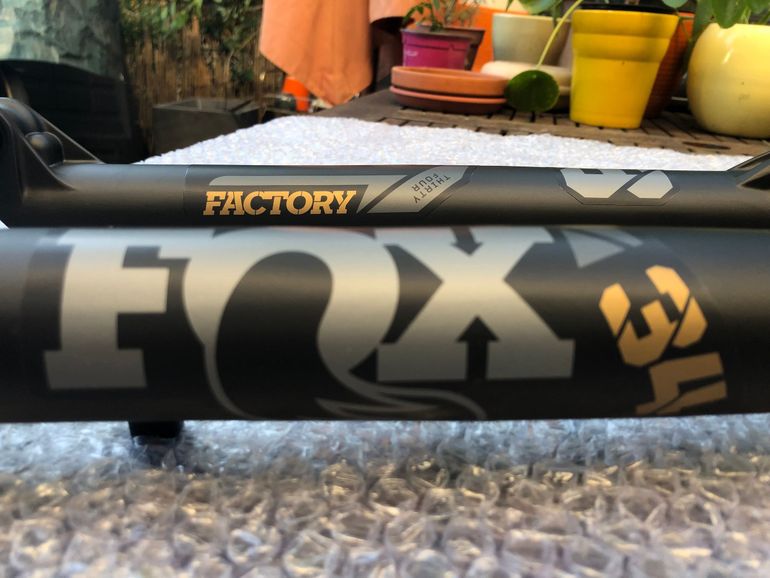 Used Fox 34 Factory FIT4 130 mm 29"/27.5"+ BOOST 2025 bike — image 3 of 10