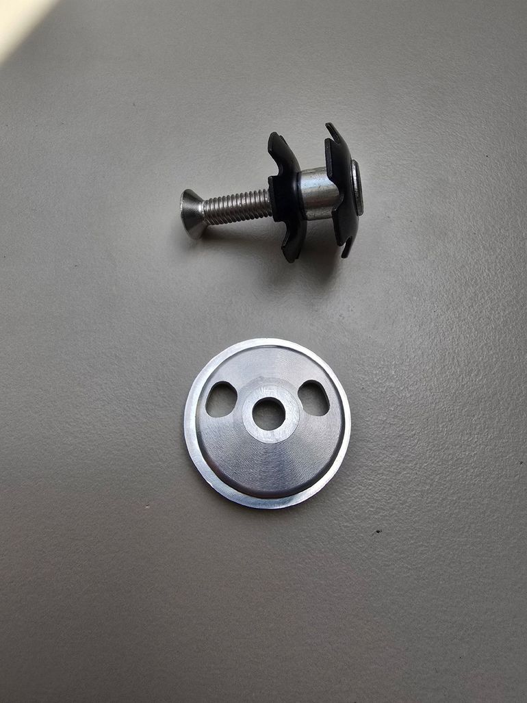 Used Top cap Custom 7075 Anodized Aluminum 2026 bike — image 3 of 3