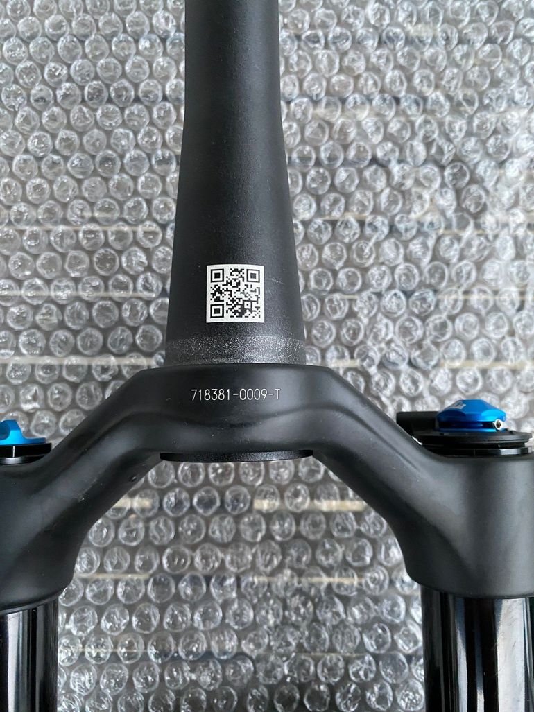 Fox 34 SC 27.5" 120 mm GRIP Remote BOOST Fork 2026 bike d'occasion — image 8 sur 15