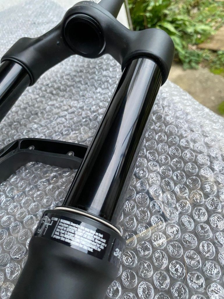 Fox 34 SC 27.5" 120 mm GRIP Remote BOOST Fork 2026 bike d'occasion — image 9 sur 15