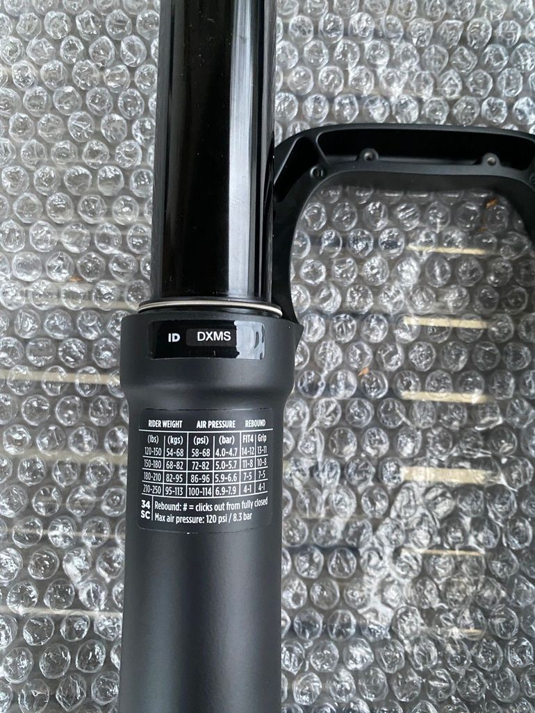 Fox 34 SC 27.5" 120 mm GRIP Remote BOOST Fork 2026 bike d'occasion — image 7 sur 15