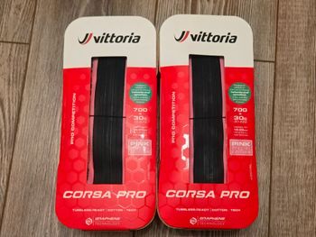 Vittoria Corsa Pro 700x30c Pink Giro d'Italia 2026 bike d'occasion — image 5 sur 9