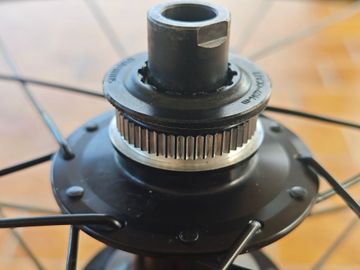 Used Shimano WH-MT601 2025 bike — image 7 of 16
