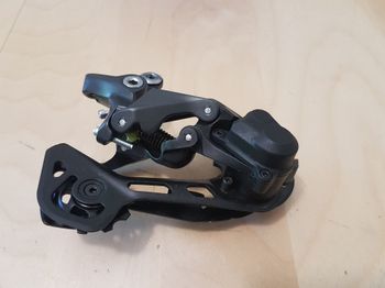 Used Shimano Deore RD-M5120 10/11S SGS bike — image 7 of 11