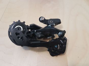 Used Shimano Deore RD-M5120 10/11S SGS bike — image 8 of 11