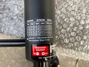 Fox 36 Factory 160 27, 5" BOOST Fit 4 2026 bike d'occasion — image 12 sur 16