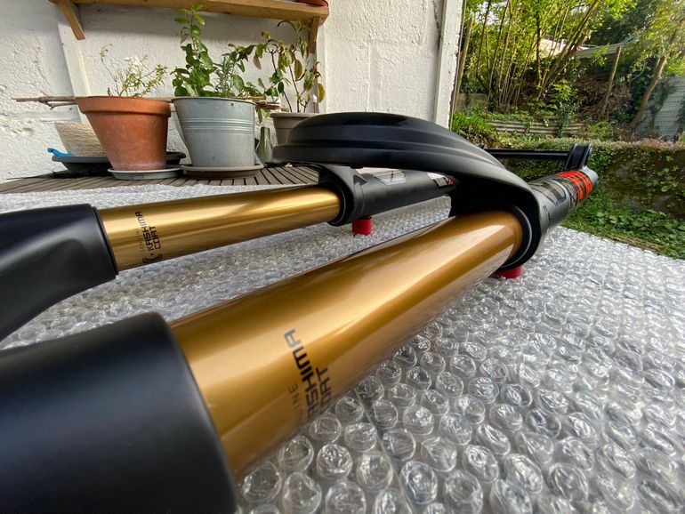 Fox 36 Factory 160 27, 5" BOOST Fit 4 2026 bike d'occasion — image 9 sur 16