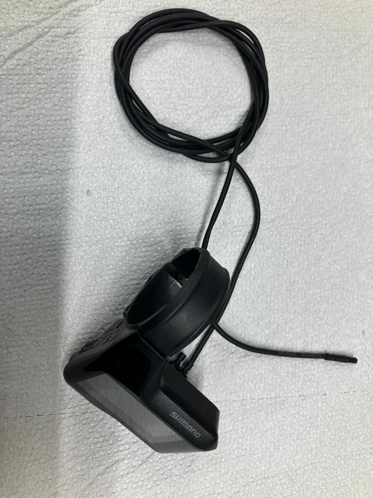 Used Shimano Display y mando 2023 bike — image 2 of 5