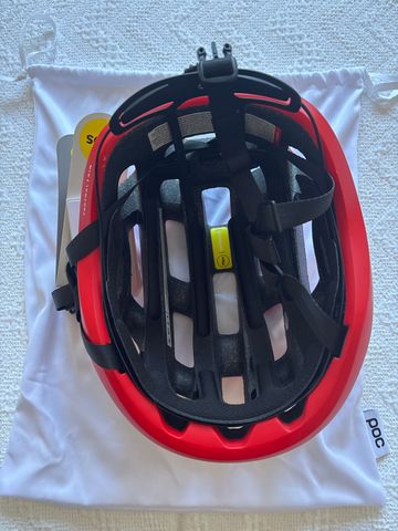 Brugt POC Ventral Air MIPS Helmet bike — billede 2 af 4