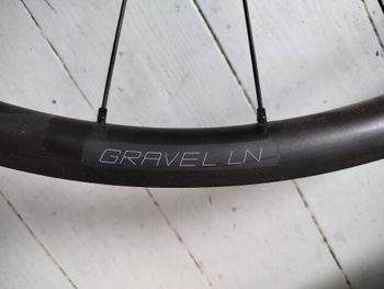 Brugt Dt Swiss Gravel LN 700c Wheelset bike — billede 3 af 12