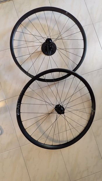 Used Hunt Wheels 4 Season All-Road Disc 700C Wheelset XDR Centerlock 12x100/12x142 bike