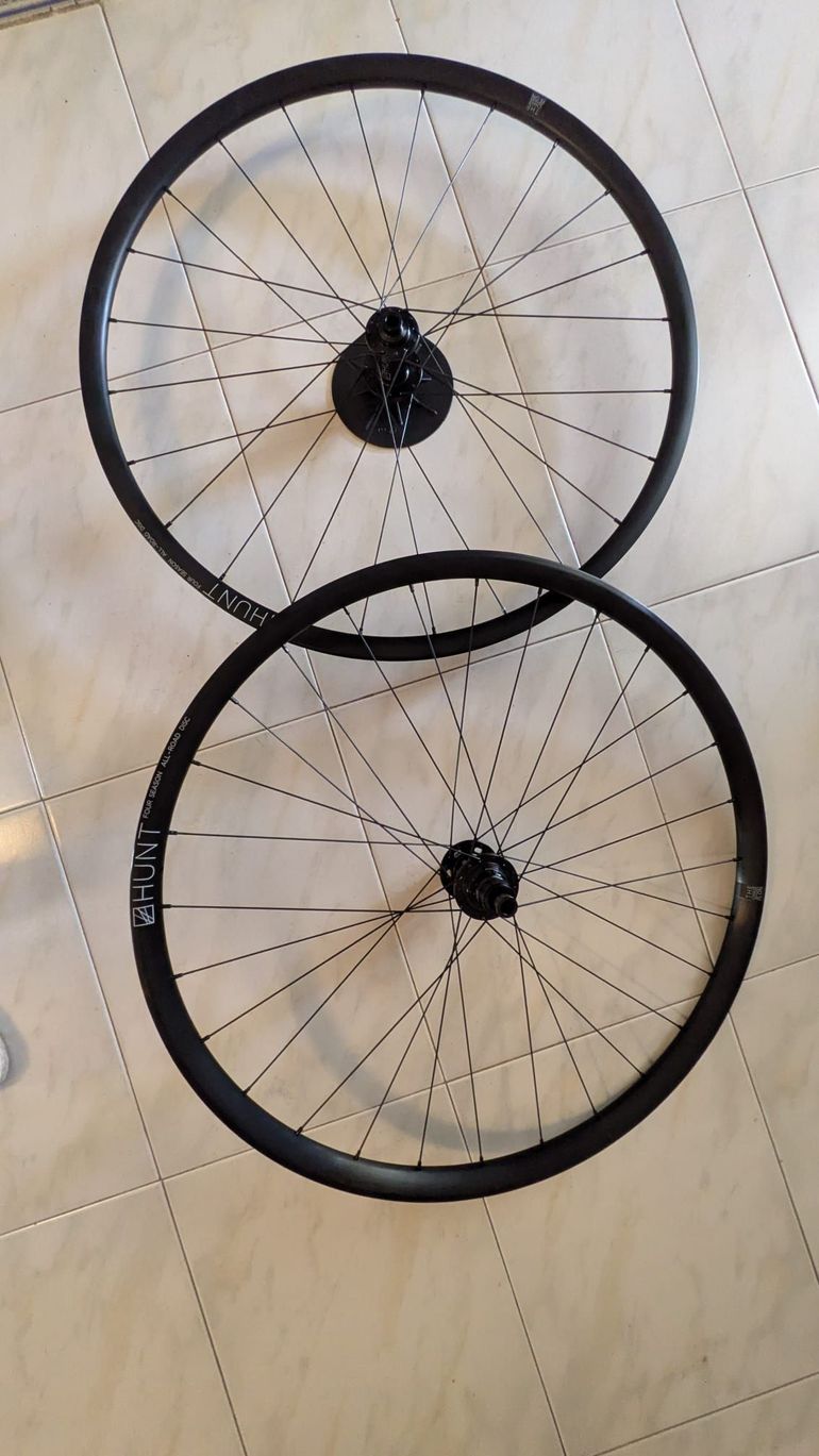 Used Hunt Wheels 4 Season All-Road Disc 700C Wheelset XDR Centerlock 12x100/12x142 bike — image 1 of 7