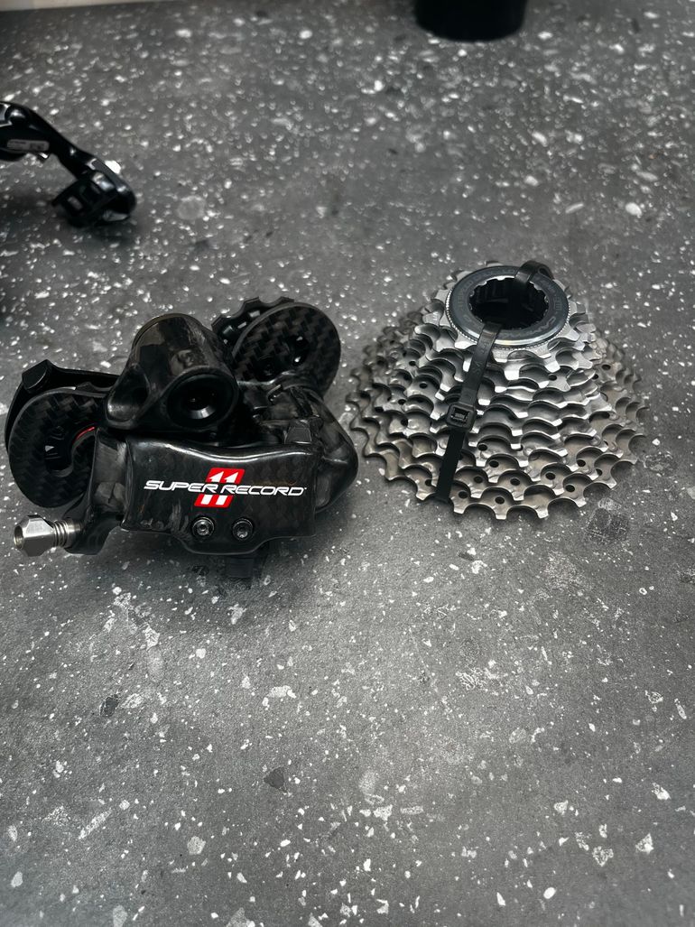 Used Campagnolo Super Record Groupset 2014 bike — image 3 of 7