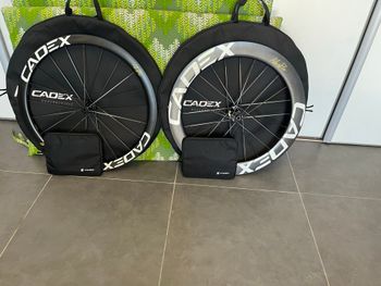 Used Cadex 42/65 bike — image 2 of 6