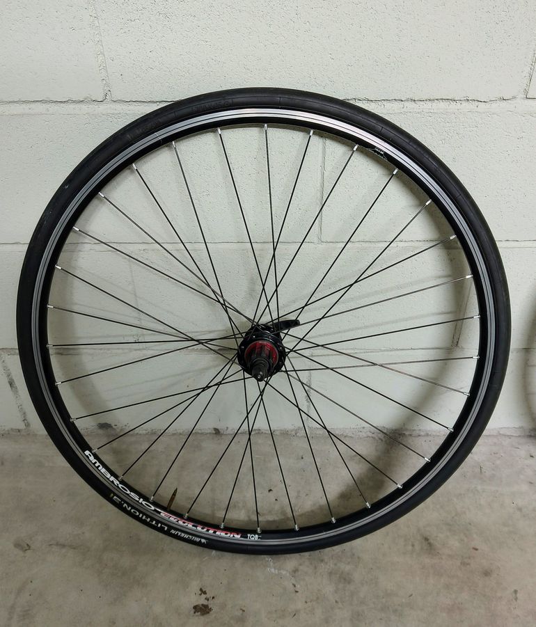 Used Ambrosio Evolution TQ8 Wheelset with PMP Hubs bike — image 4 of 10