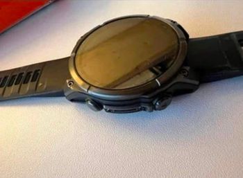 Used Garmin Fenix 8 AMOLED Sapphire 2025 bike — image 3 of 7