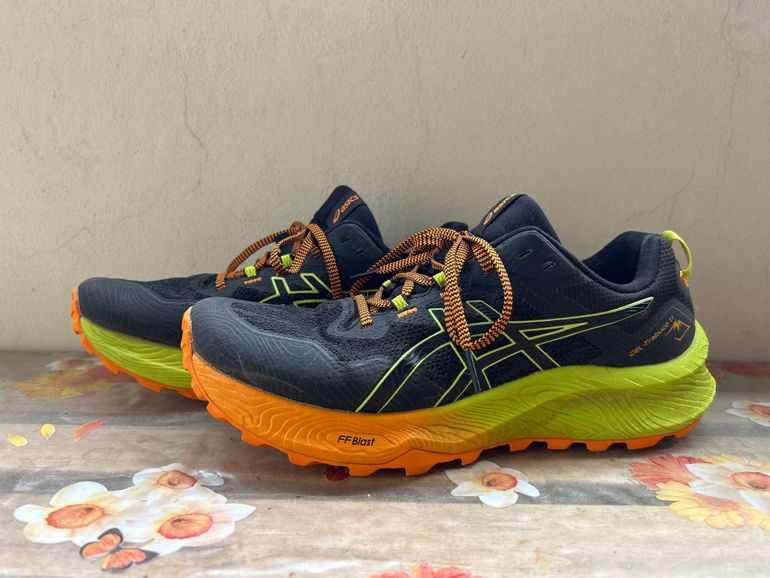 Used Asics Gel Trabuco 11 bike — image 4 of 4