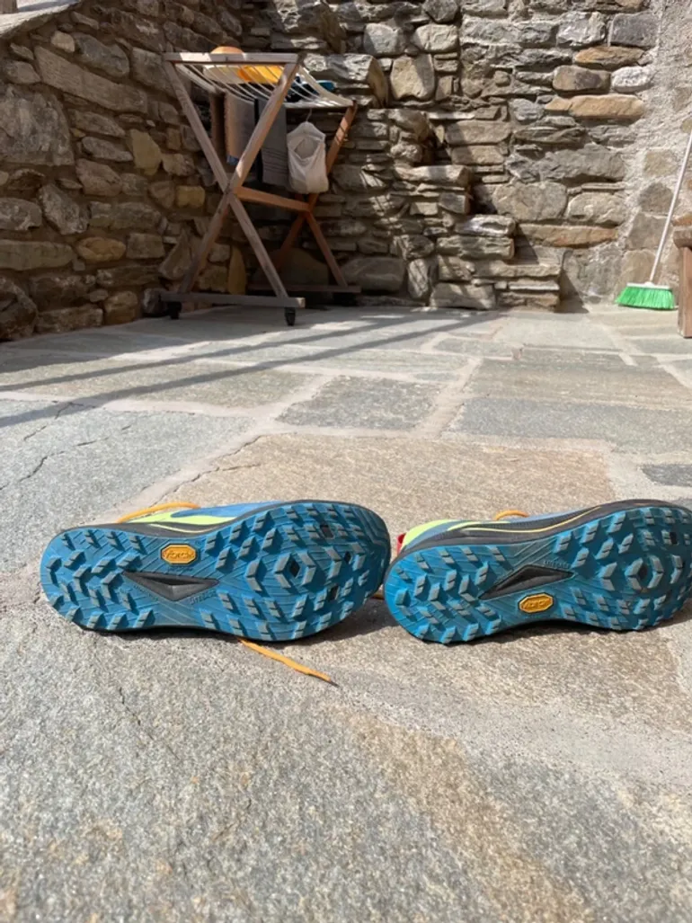 Used Hoka Zinal 2 bike — image 4 of 5