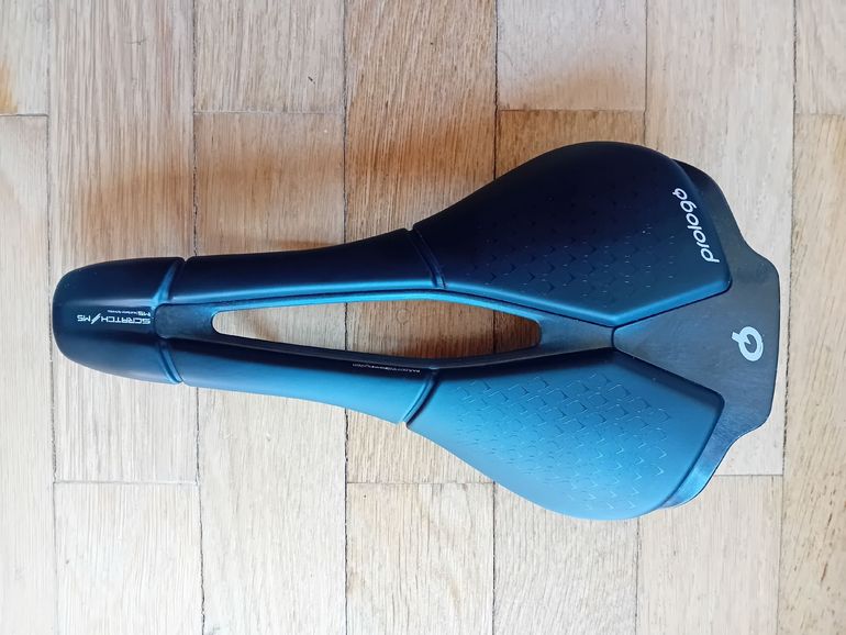 Used Prologo Scratch M5 Saddle bike — image 1 of 2