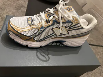 Gebrauchtes New Balance Schuhe Größe 42 bike — Bild 2 von 5