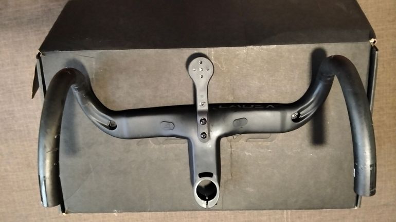 Used Cadex aero 110 x 38 2026 bike — image 2 of 5