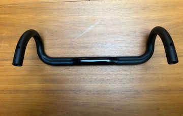 Used Deda Zero 2 420mm bike — image 2 of 4