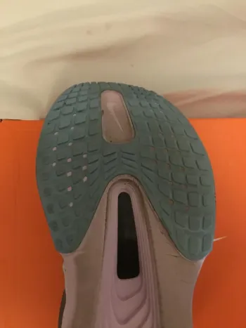 Used Nike Zoom Fly 6 bike — image 9 of 15